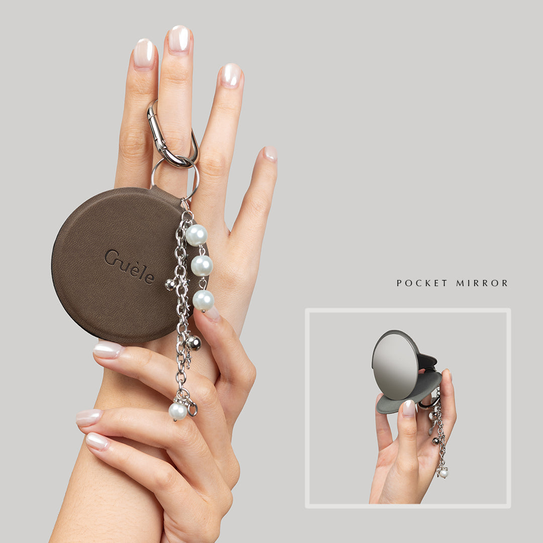 Guèle Pocket Mirror + Charm